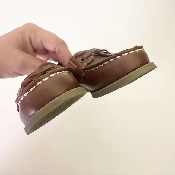 Carter's Toddler Boy Slip-On Faux Leather Baux Boat Shoes Brown 8 - Picture 5 of 9